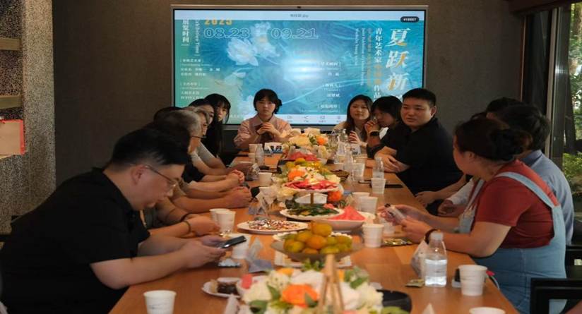 24845b7e16cde74817515d59f2bbf2d