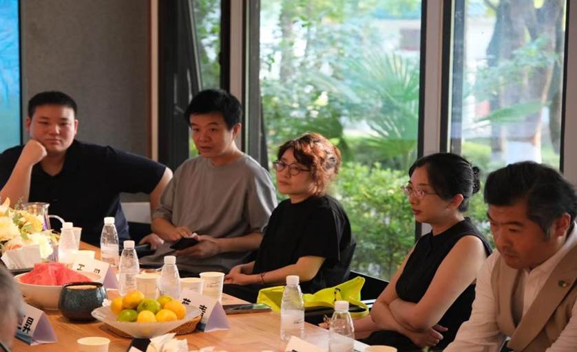 f33186ac0454d8fdbb3f04476750850