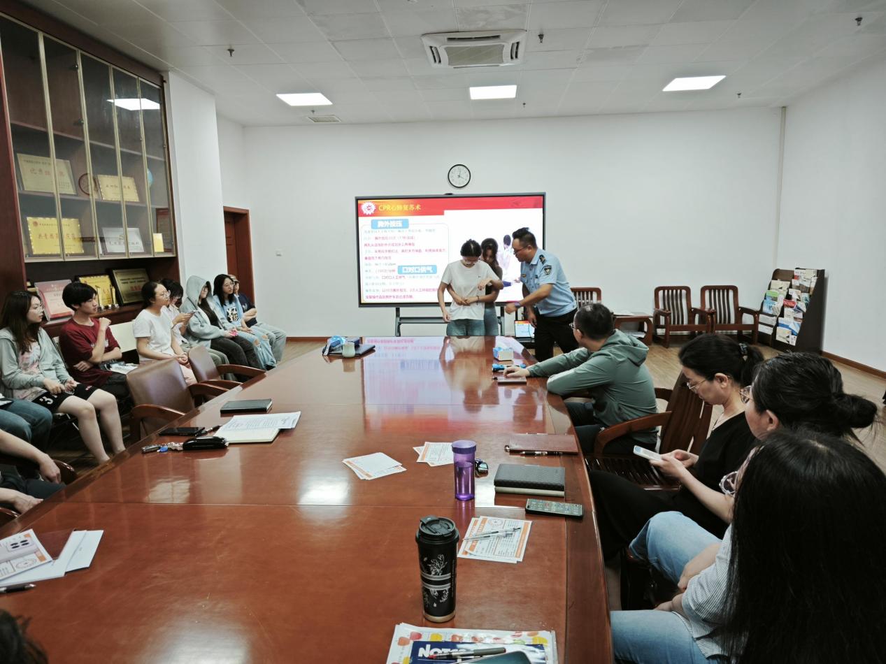 517feff300571b42805d256dda2fe80e_origin(1)